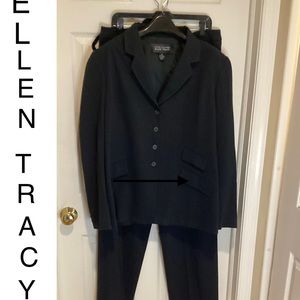 Ellen Tracy classic pant suit